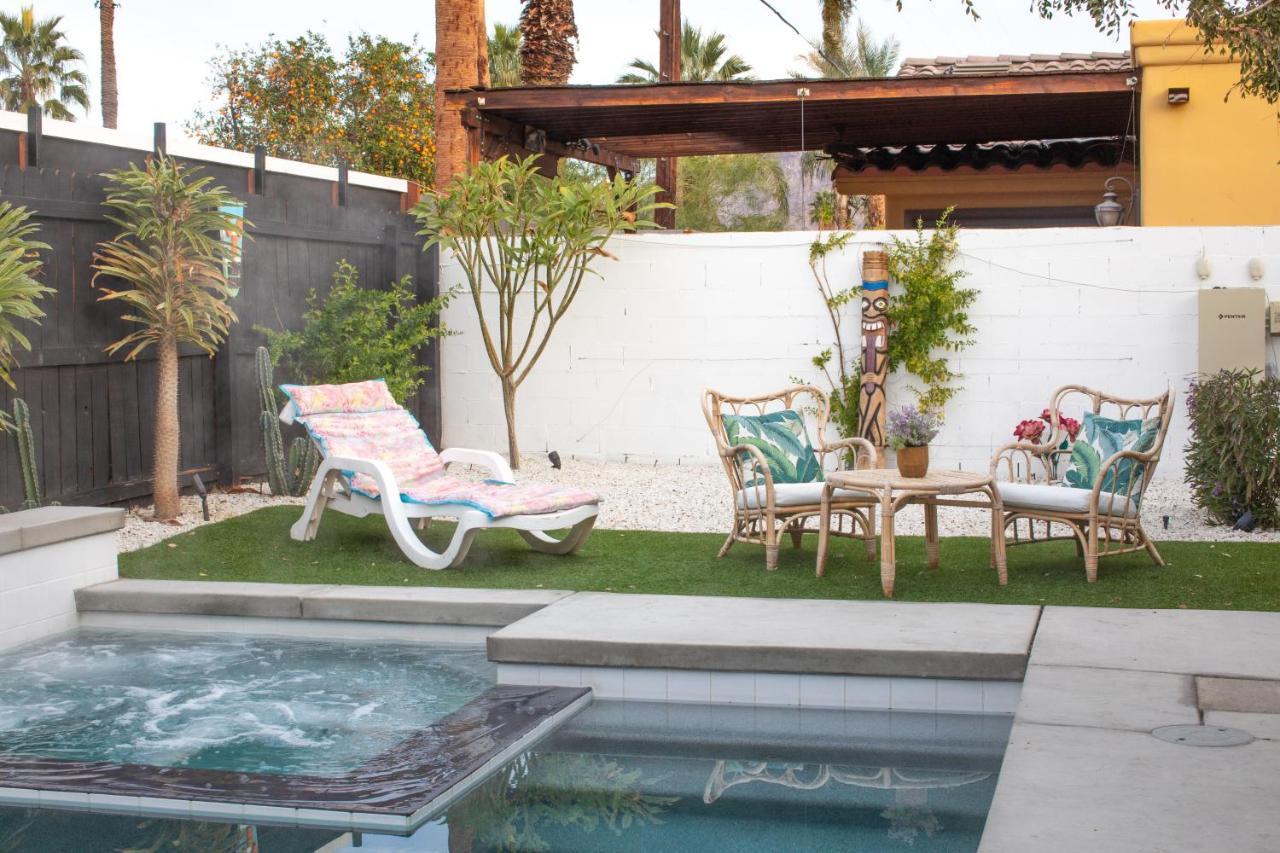 Mid-Century Modern Home In Beautiful La Quinta Exterior photo